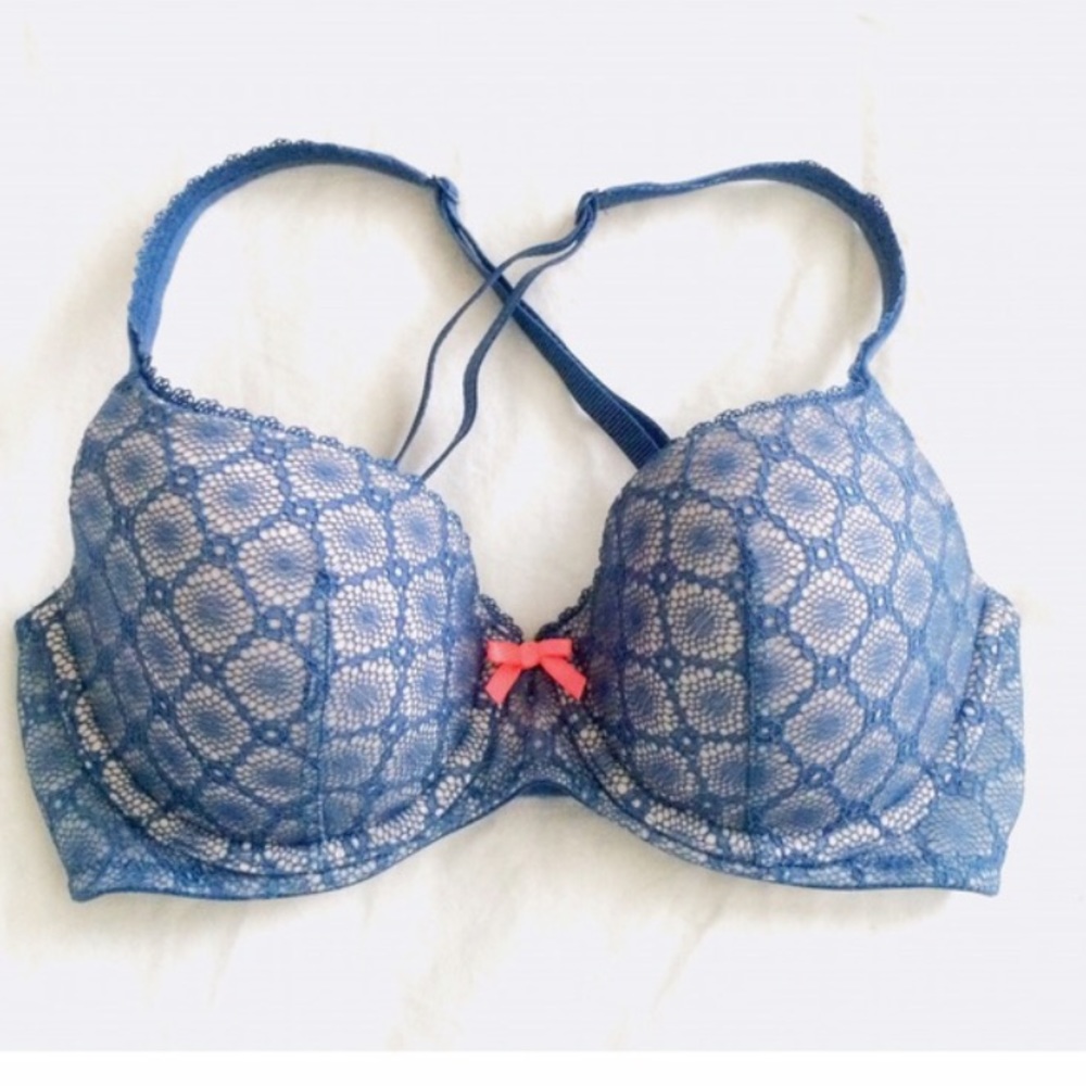 Victoria’s Secret lined Demi bra